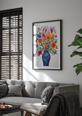 Energetic Vase with Blooming Array